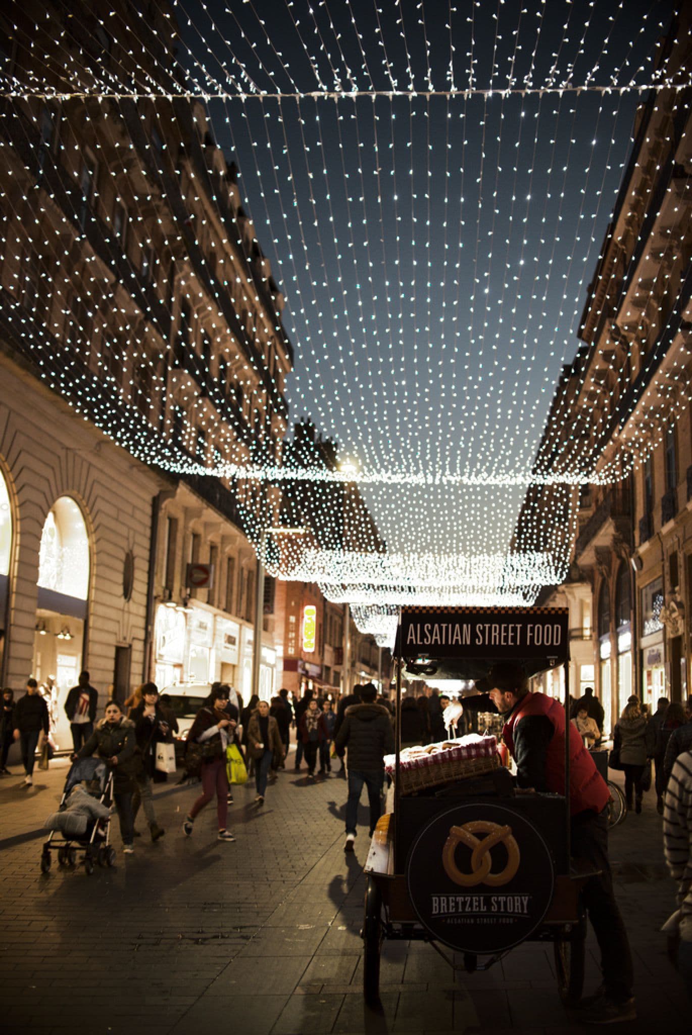 A street during a winter night in Toulouse